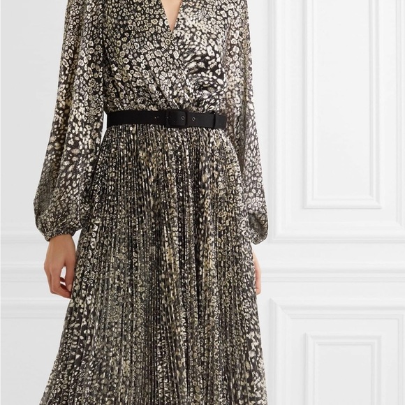 Rebecca Valance belted metallic dress - Picture 11 of 12